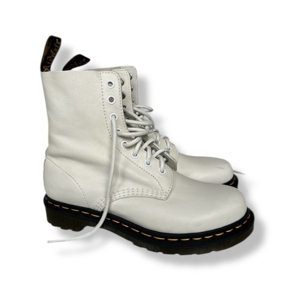 💕Doc Martens Ivory Jadon Leather Boots 38 EU • US 7 W / 5.5 M • UNISEX - Picture 2 of 8